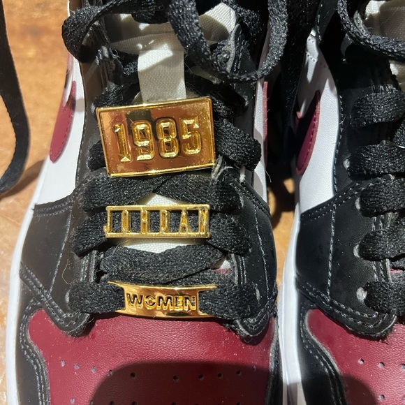 Women’s Air Jordan 1 Mid “Maroon” with gold charms - Picture 4 of 9